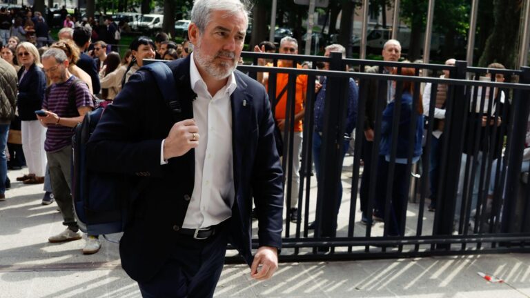 Hantavirus, última hora del crucero MV Hondius, en directo | Sánchez llama a Clavijo para rebajar la tensión por la crisis del hantavirus y le garantiza que la evacuación será segura