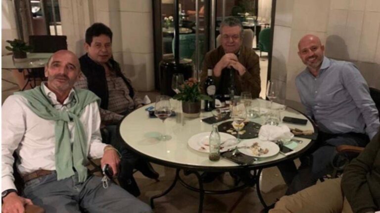 "Un saludo del presidente": el mensaje del "testaferro" de ZP al dueño de Plus Ultra que le liga al rescate desde 10 meses antes