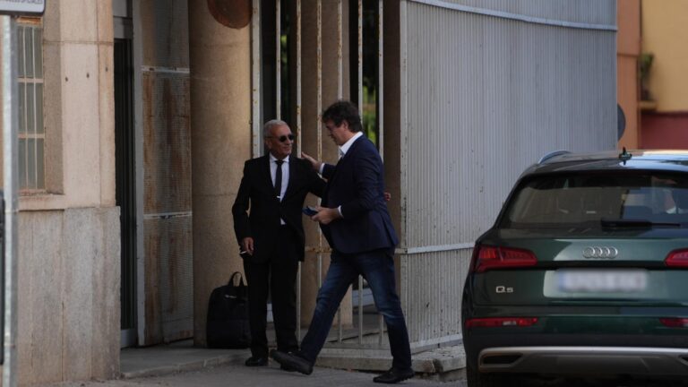 La Diputación de Badajoz hizo una segunda acta para camuflar la exclusión de los rivales de David Sánchez en la primera