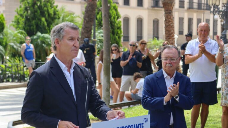 Feijóo afirma que ha habido una "ocupación premeditada" de Ceuta y apunta a que el Gobierno lo sabía, pero no actuó