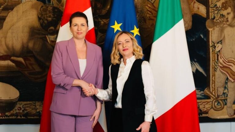 Italia y Dinamarca rechazan la "inmigración descontrolada" tras la crisis de Ceuta y piden crear "centros de repatriación"