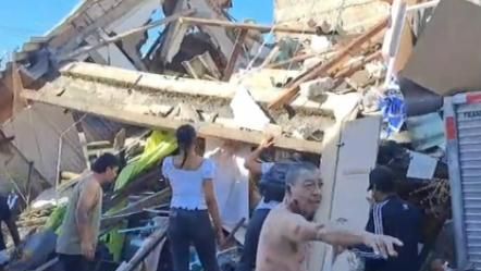 Un gran terremoto de magnitud 7,4 sacude el centro y el oeste de Colombia y deja al menos 111 muertos y 87 heridos