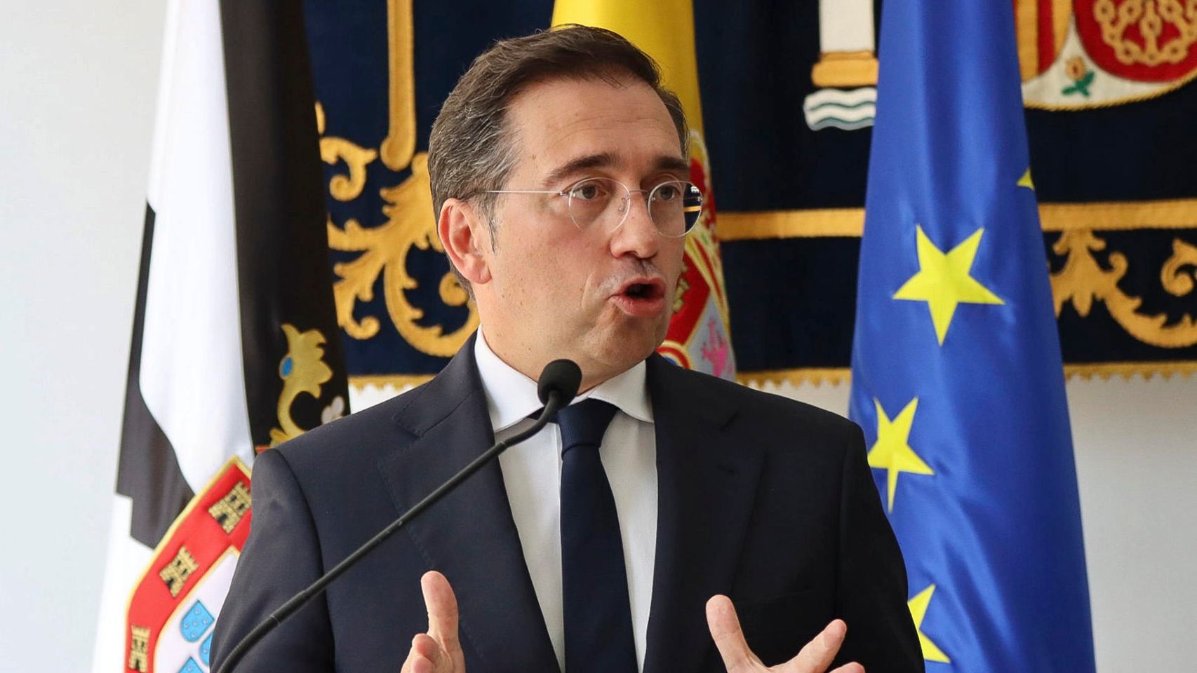 Albares dice, 12 días después, que Marruecos está dispuesto a "retornar inmediatamente" a los invasores de Ceuta