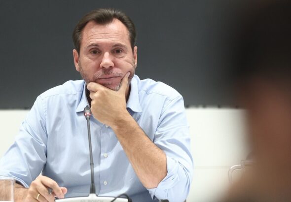 Óscar Puente: "¿Dimitir para reconfortar a las víctimas? Buff... Cuánto reconfortaría de cero a cien a quien ha perdido un hijo, un padre o una pierna"